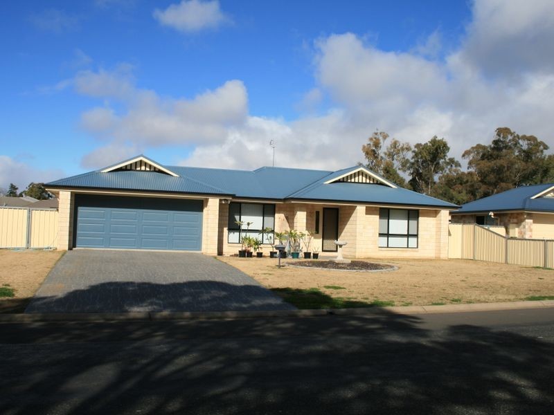 40 Law Road, Warwick QLD 4370