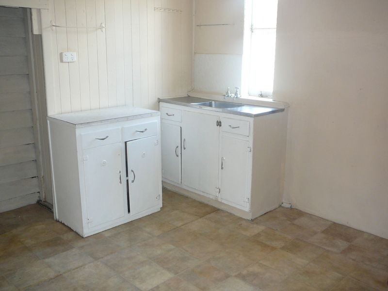 15 Myrtle Avenue, Warwick QLD 4370