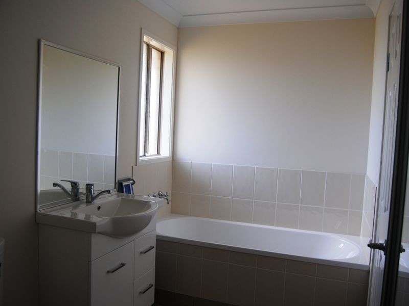 10 Tea Tree Rise, Warwick QLD 4370