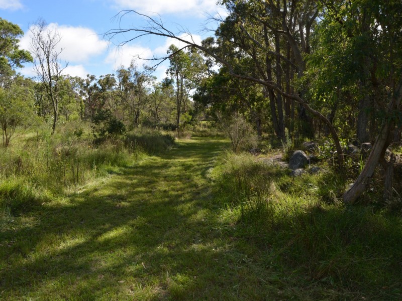112 Rogers Road, Applethorpe QLD 4378