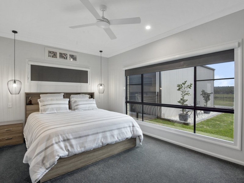 20 Lakeview Avenue, Rosenthal Heights QLD 4370