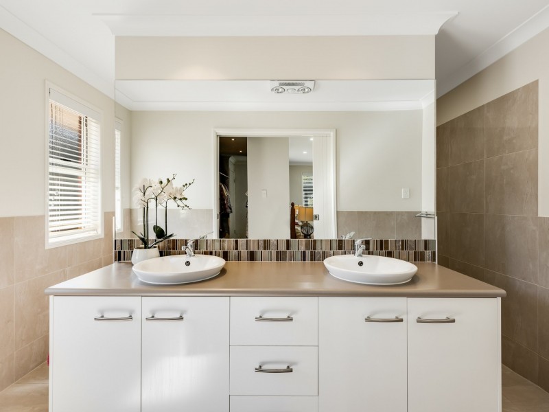 409-421 Lyndhurst Lane, Rosenthal Heights QLD 4370