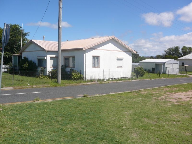 97 Wood Street, Warwick QLD 4370