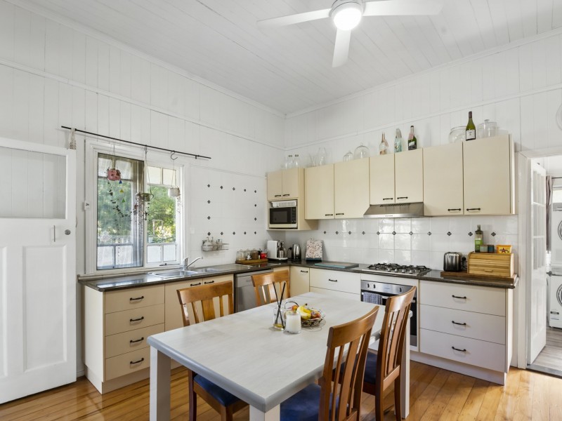 61 Lyons Street, Warwick QLD 4370