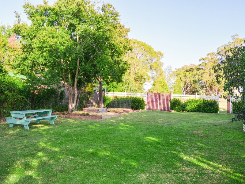 61 Lyons Street, Warwick QLD 4370