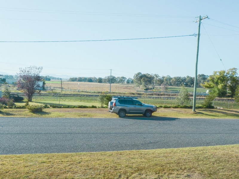 61 Lyons Street, Warwick QLD 4370