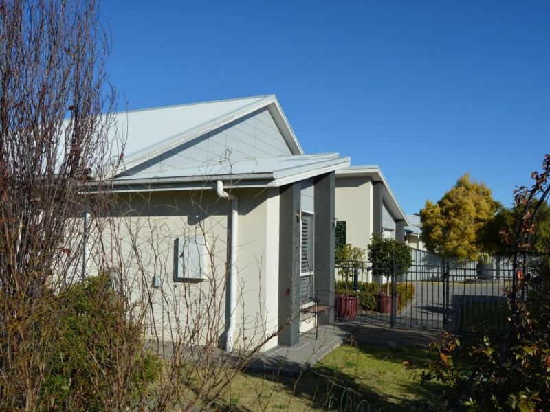 1 Ridgeview Road, Warwick QLD 4370