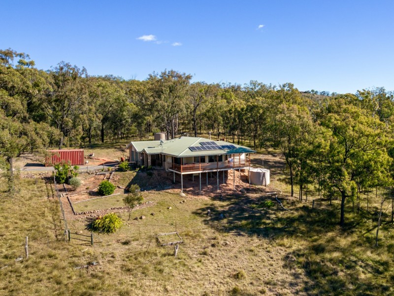 102 Pink Gum Lane, Leslie Dam QLD 4370