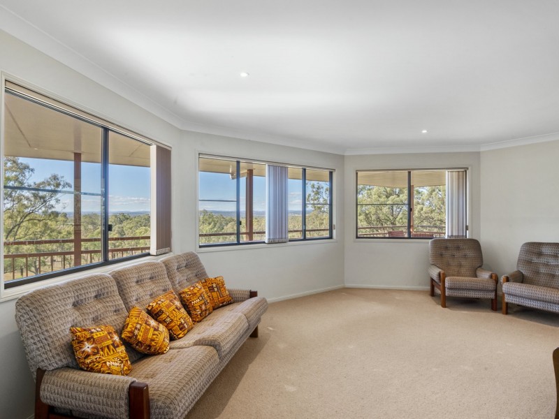 102 Pink Gum Lane, Leslie Dam QLD 4370