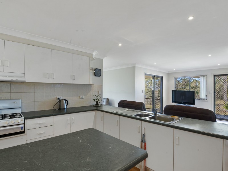 102 Pink Gum Lane, Leslie Dam QLD 4370