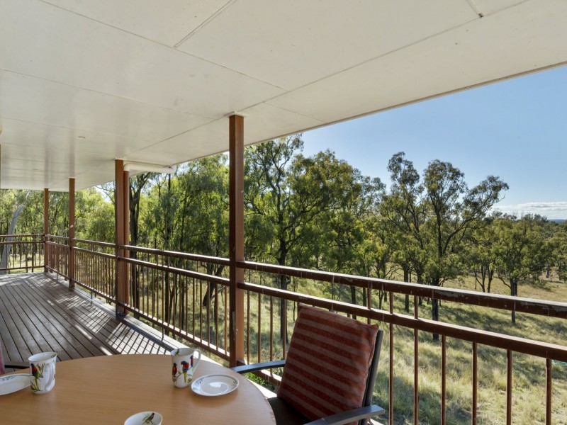 102 Pink Gum Lane, Leslie Dam QLD 4370