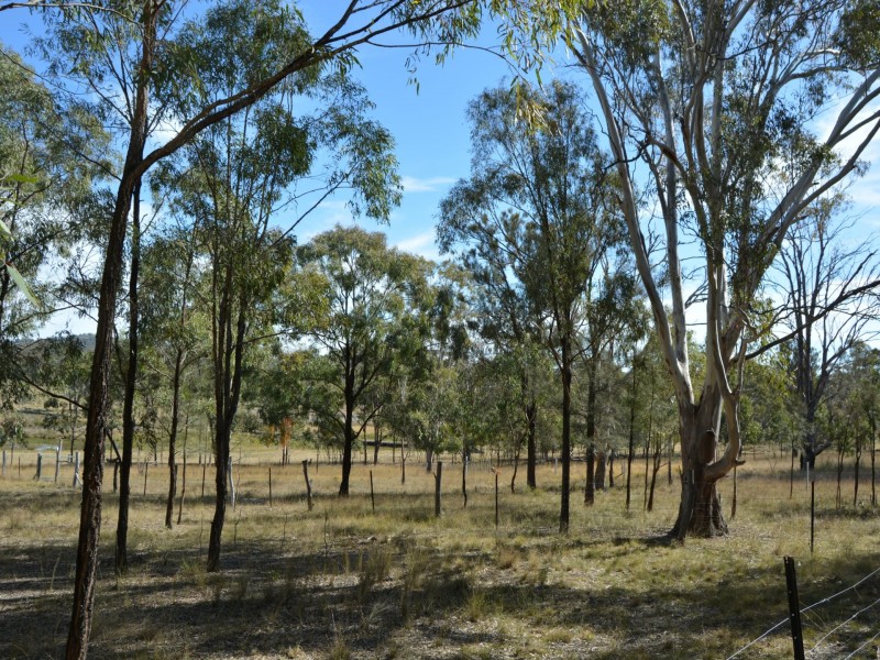 27 Sherwin Place, Cunningham QLD 4370