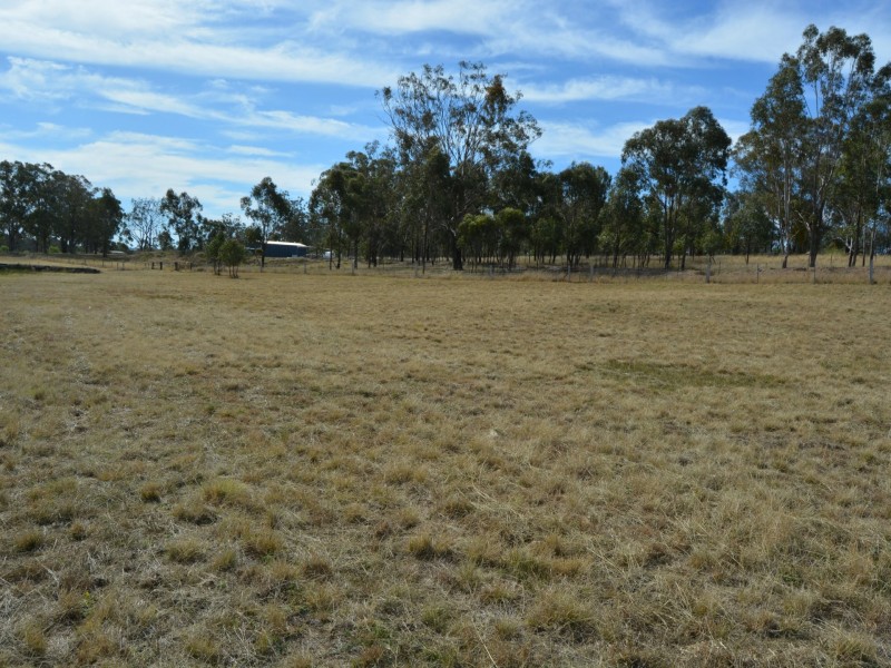 27 Sherwin Place, Cunningham QLD 4370