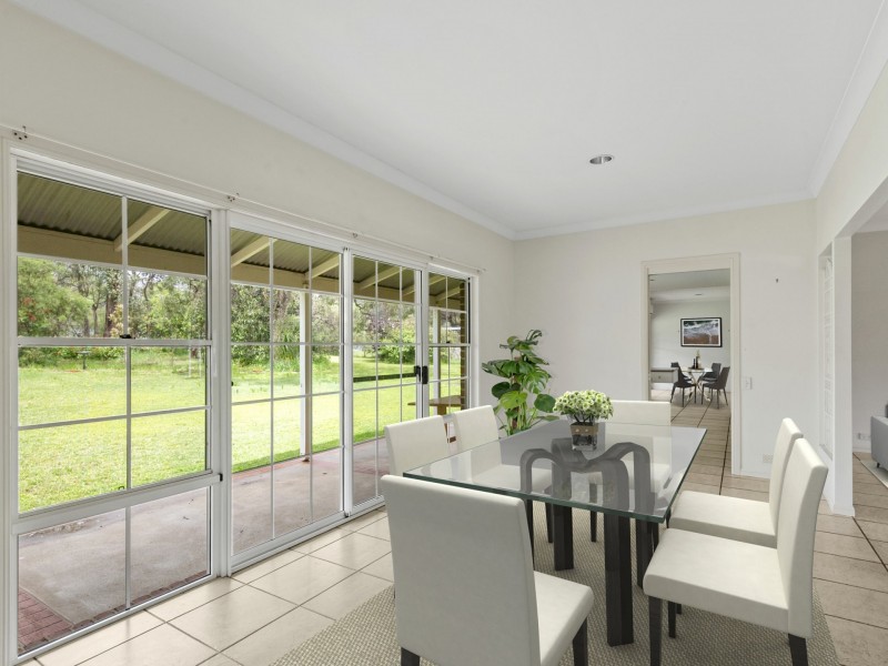 13 Kurrajong Road, Rosenthal Heights QLD 4370