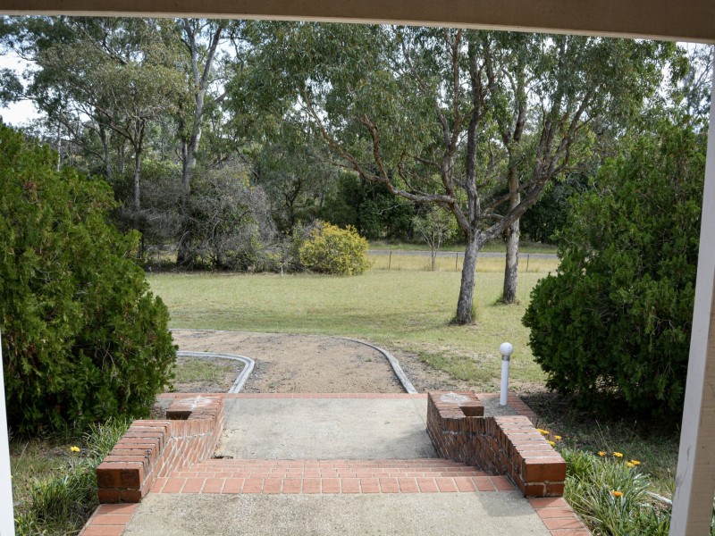 13 Kurrajong Road, Rosenthal Heights QLD 4370