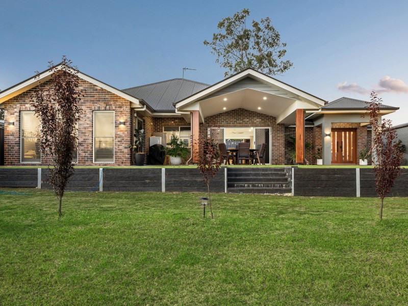 7 Stonewood Crescent, Warwick QLD 4370