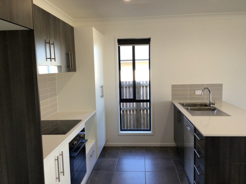 5A Compass Court, Warwick QLD 4370