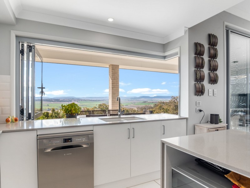 32 Derain Drive, Sladevale QLD 4370
