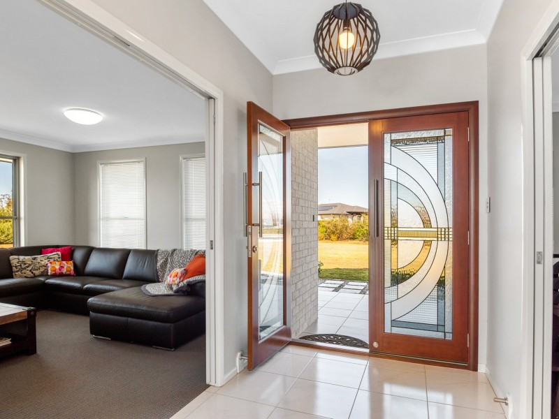 32 Derain Drive, Sladevale QLD 4370