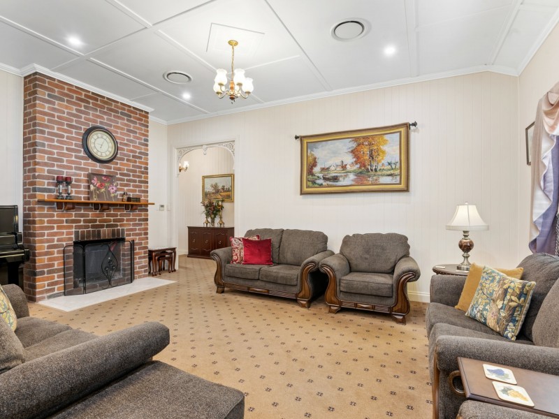 121 Dragon Street, Warwick QLD 4370