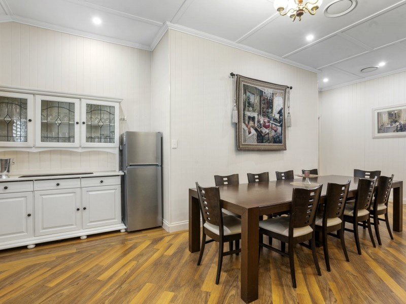 121 Dragon Street, Warwick QLD 4370