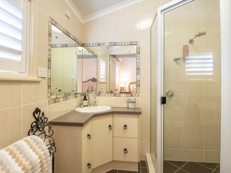 121 Dragon Street, Warwick QLD 4370