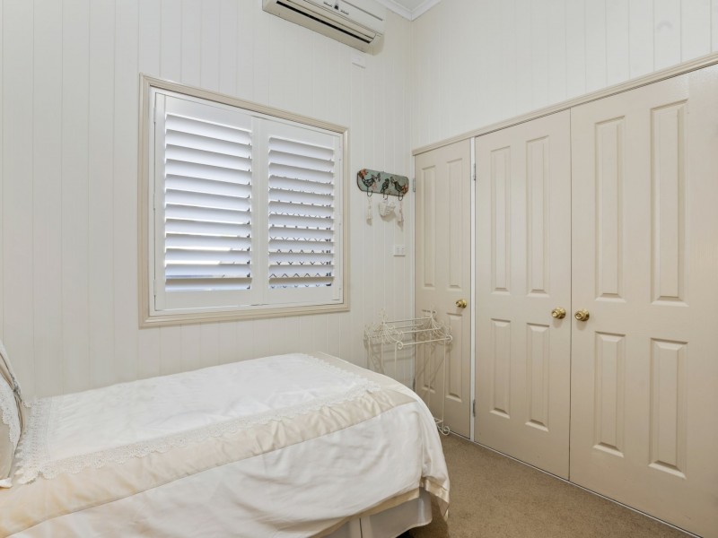 121 Dragon Street, Warwick QLD 4370