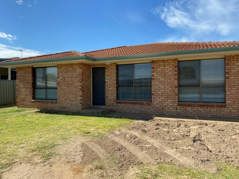 194 Ogilvie Road, Warwick QLD 4370