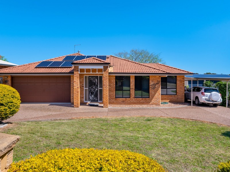 30 Boronia Drive, Warwick QLD 4370
