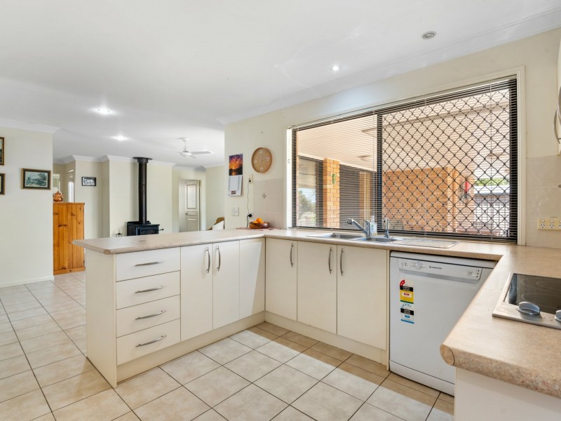 30 Boronia Drive, Warwick QLD 4370
