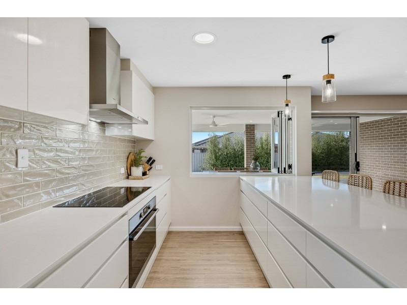 62 Doncaster Drive, Rosenthal Heights QLD 4370