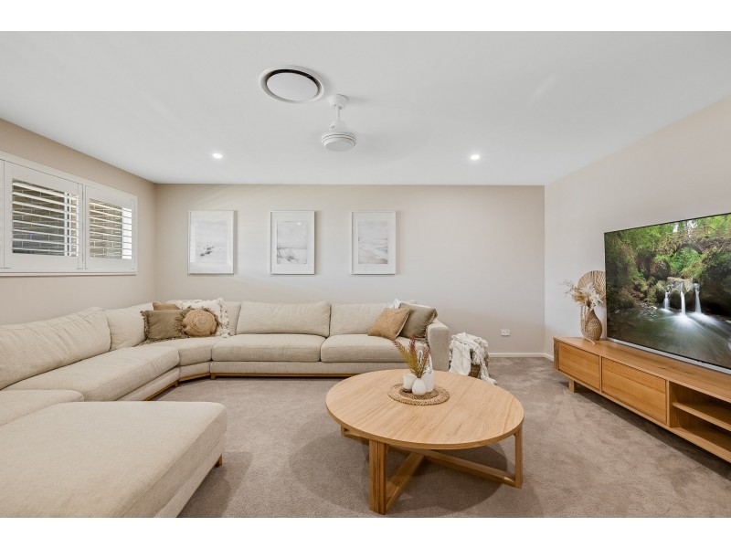 62 Doncaster Drive, Rosenthal Heights QLD 4370