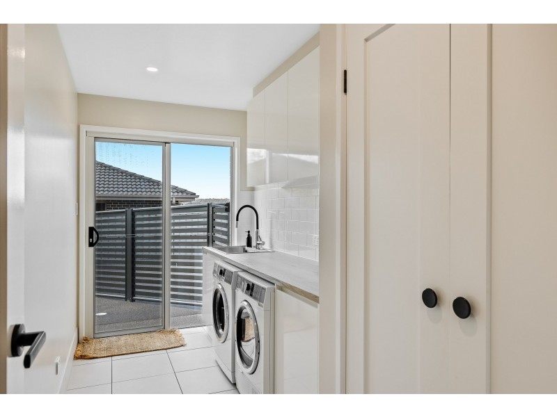 62 Doncaster Drive, Rosenthal Heights QLD 4370