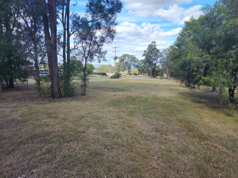 8 Cullen Street, Warwick QLD 4370