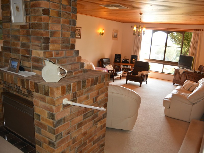 17 Redgwell Street, Warwick QLD 4370