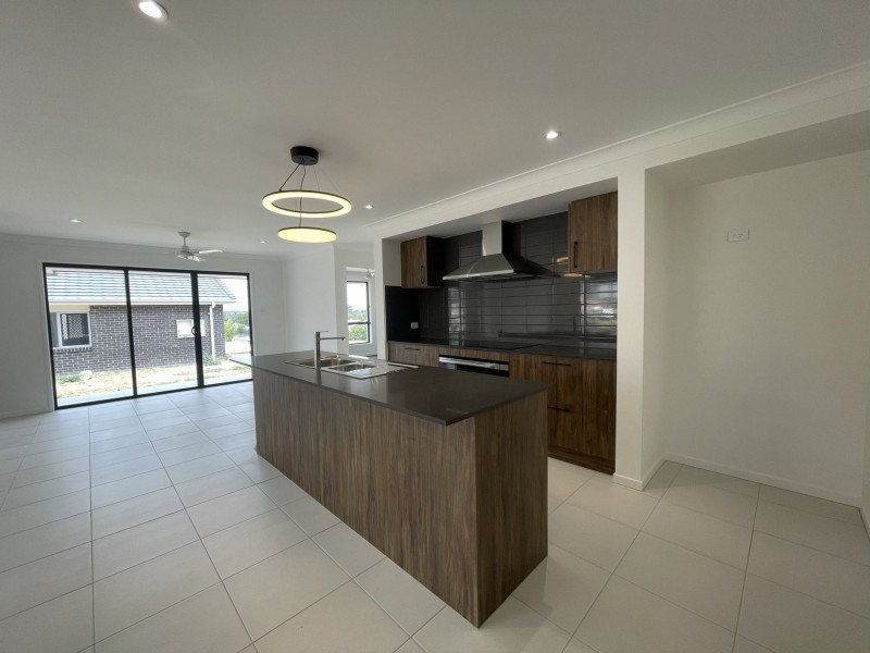 14 Natasha Drive, Warwick QLD 4370