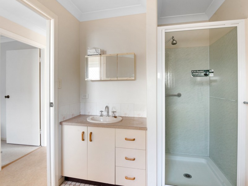 Unit 1/11 Barth Street, Warwick QLD 4370