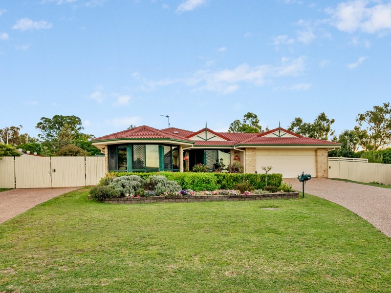 30 Doncaster Drive, Rosenthal Heights QLD 4370