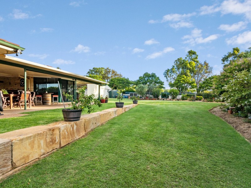 30 Doncaster Drive, Rosenthal Heights QLD 4370