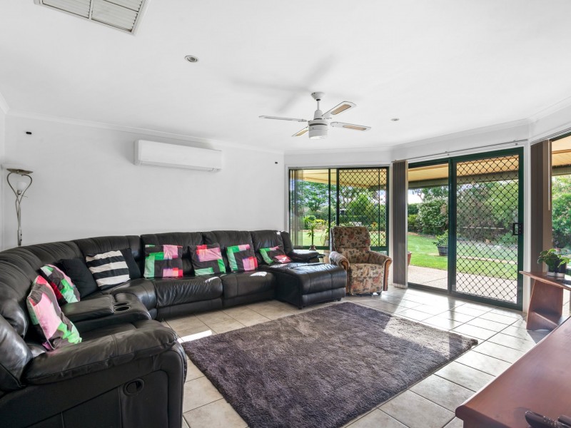 30 Doncaster Drive, Rosenthal Heights QLD 4370