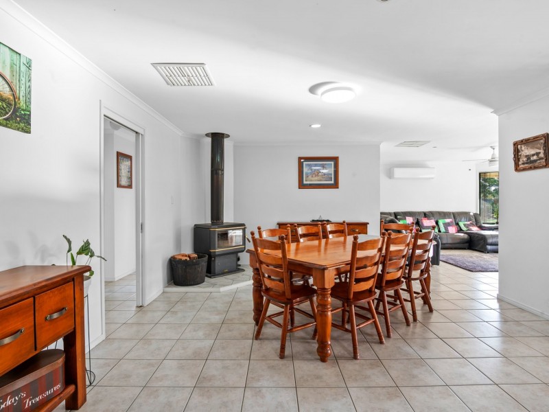 30 Doncaster Drive, Rosenthal Heights QLD 4370