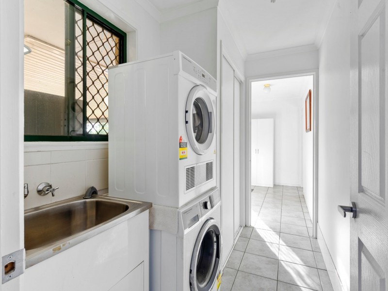 30 Doncaster Drive, Rosenthal Heights QLD 4370