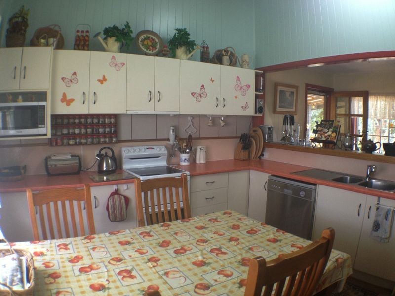 11 Lyons St, Warwick QLD 4370