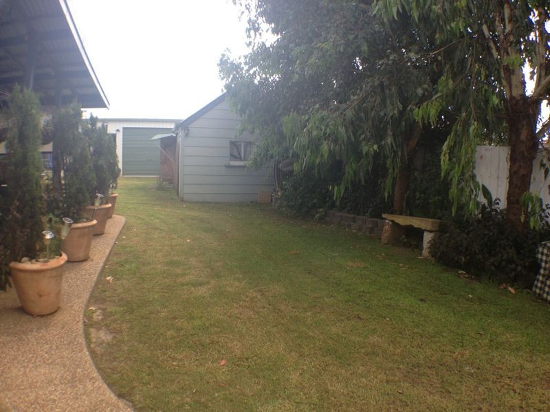 11 Lyons St, Warwick QLD 4370