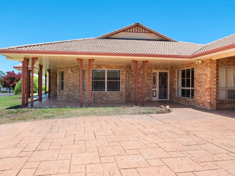 53-55 Fairway Drive, Warwick QLD 4370