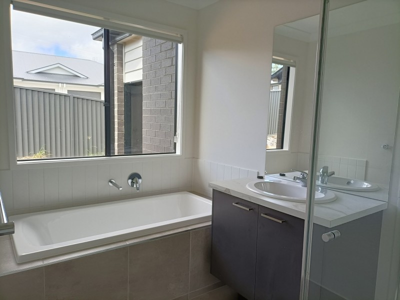 20 Pera Crescent, Warwick QLD 4370