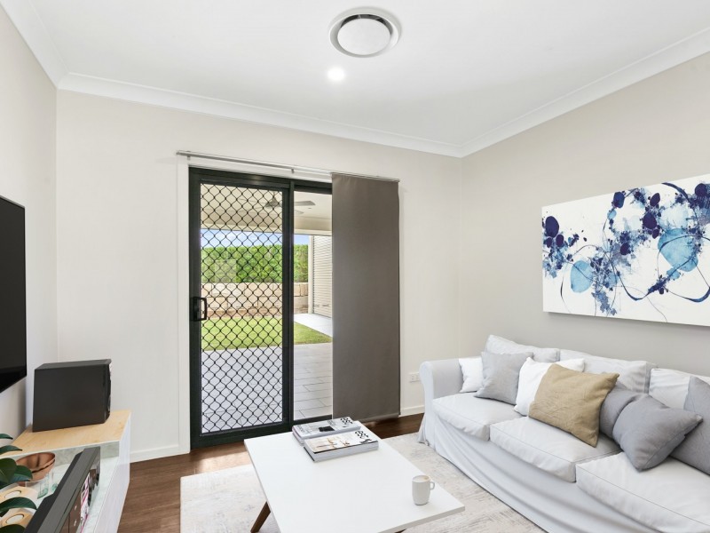 5 Lookout Place, Rosenthal Heights QLD 4370