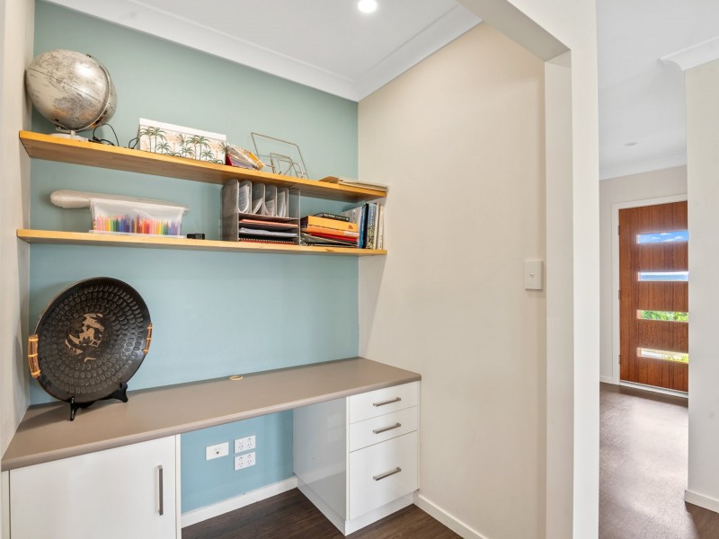 5 Lookout Place, Rosenthal Heights QLD 4370