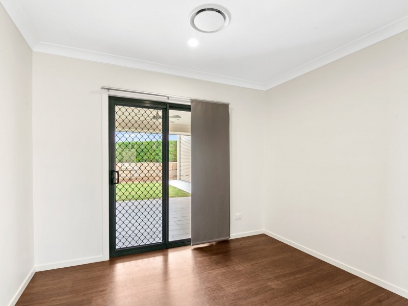 5 Lookout Place, Rosenthal Heights QLD 4370