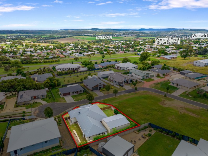 5 Lookout Place, Rosenthal Heights QLD 4370